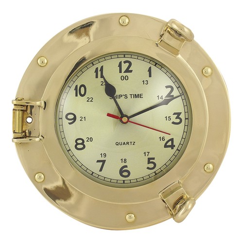 Uhr mit hellem zifferblatt - uhr, im